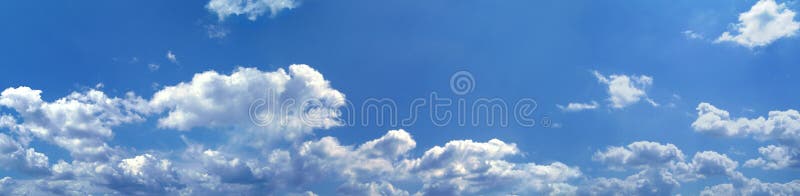 Panorama del cielo blu fotografie stock libere da diritti
