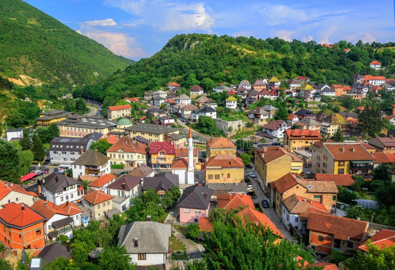 Panorama der historischen alten Stadt von Travnik, Bosnien