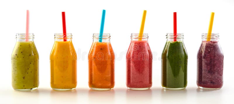Panorama des smoothies assortis de fruit frais et de veg images libres de droits Panorama des smoothies assortis de fruit frais et de veg images libres de droits