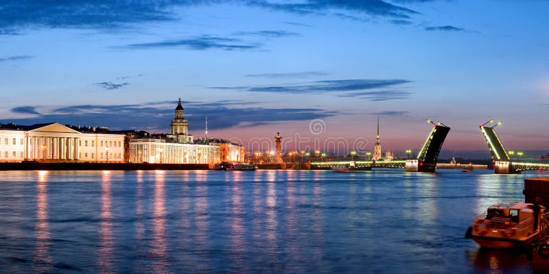 Panorama of the dissolved Palace bridge