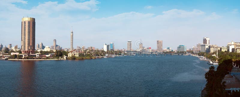 Panorama du Caire à la lumière du jour images stock Panorama du Caire à la lumière du jour images stock