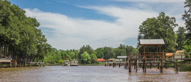 Panorama du delta de Tigre près de Buenos Aires photo libre de droits Panorama du delta de Tigre près de Buenos Aires photo libre de droits