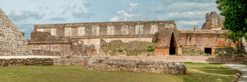 Panorama Majskie ruiny archeologiczny teren Ek Balam obraz royalty free