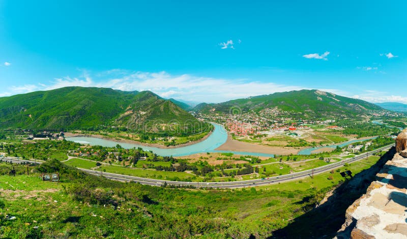 Panorama Mtskheta od monasteru Jvari Gruzja obrazy royalty free Panorama Mtskheta od monasteru Jvari Gruzja obrazy royalty free