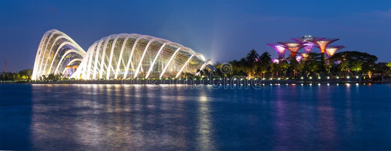 Panorama shots of Gardens by the Bay