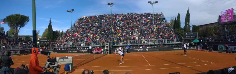 Panorama tenisowy Brindisi Serena Williams Brindisi karmił filiżankę 2015 fotografia royalty free Panorama tenisowy Brindisi Serena Williams Brindisi karmił filiżankę 2015 fotografia royalty free