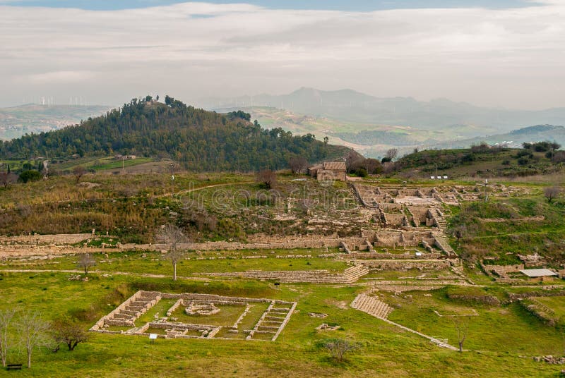 Panorama van de oude Griekse stad van Morgantina, in Sicilië royalty-vrije stock afbeeldingen Panorama van de oude Griekse stad van Morgantina, in Sicilië royalty-vrije stock afbeeldingen