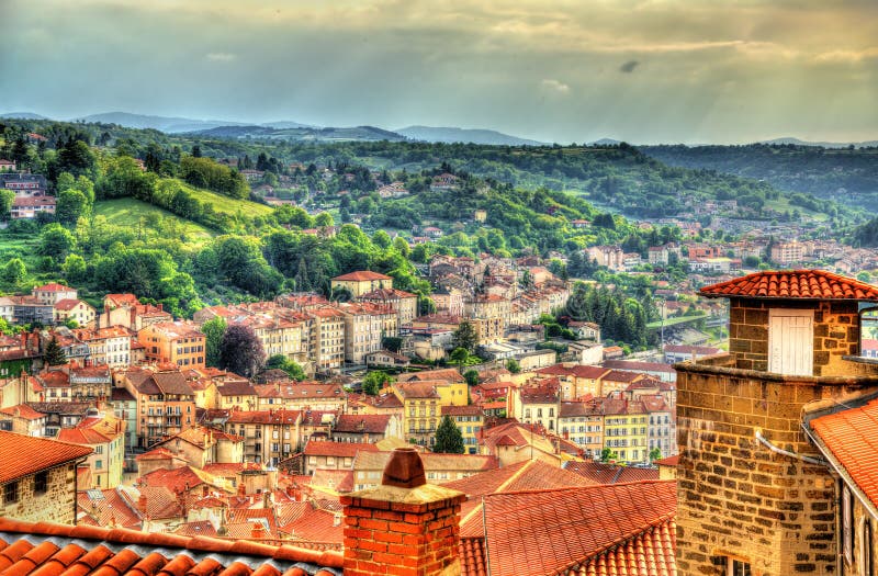 Panorama van Le Puy-en-Velay - Frankrijk royalty-vrije stock afbeeldingen Panorama van Le Puy-en-Velay - Frankrijk royalty-vrije stock afbeeldingen