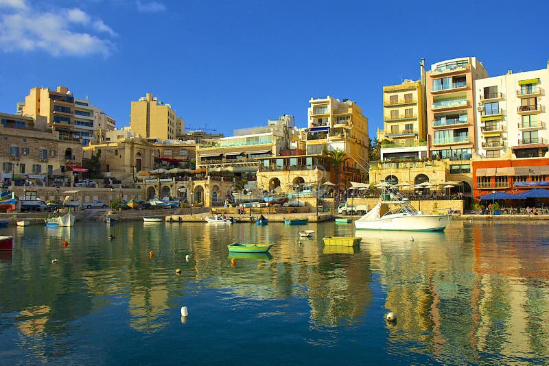 Panorama van St Julians in Malta royalty-vrije stock fotografie Panorama van St Julians in Malta royalty-vrije stock fotografie