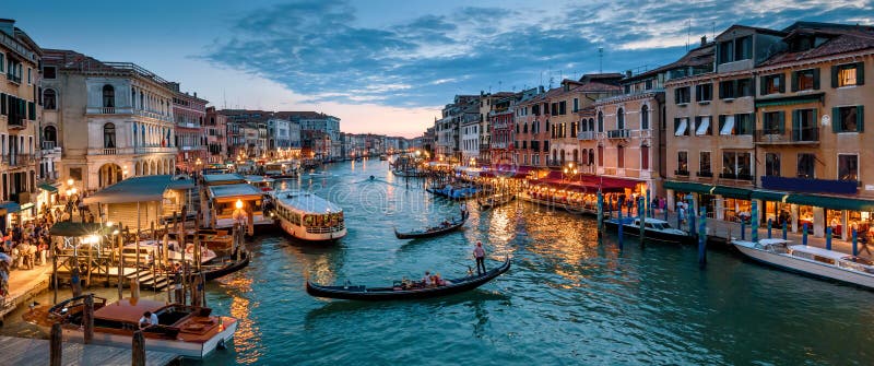 Panorama Wenecja przy nocą, Włochy