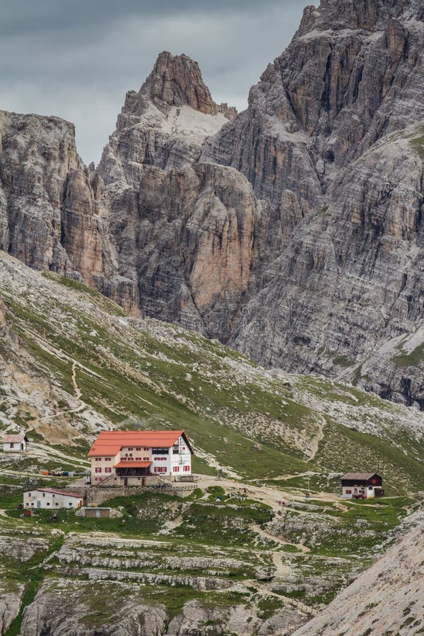 Check spelling or type a new query. Locatelli Italien - Locatelli Fristad, Dolomites Fotografering för Bildbyråer ...