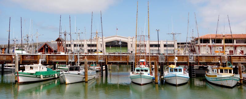 Pier 39, Fisherman's Wharf, San … – License image – 71360198