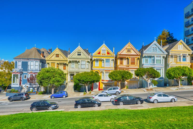 Panoramic View of the San Francisco Painted Ladies Victorian Houses ...