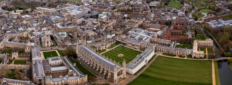 Panoramiczny widok z lotu ptaka słynnego uniwersyteckiego kolegium królów cambridge obraz stock