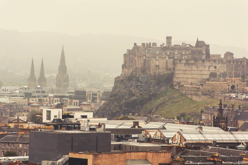 Panoramische Vogelperspektive von Edinburgh lizenzfreie stockfotos Panoramische Vogelperspektive von Edinburgh lizenzfreie stockfotos