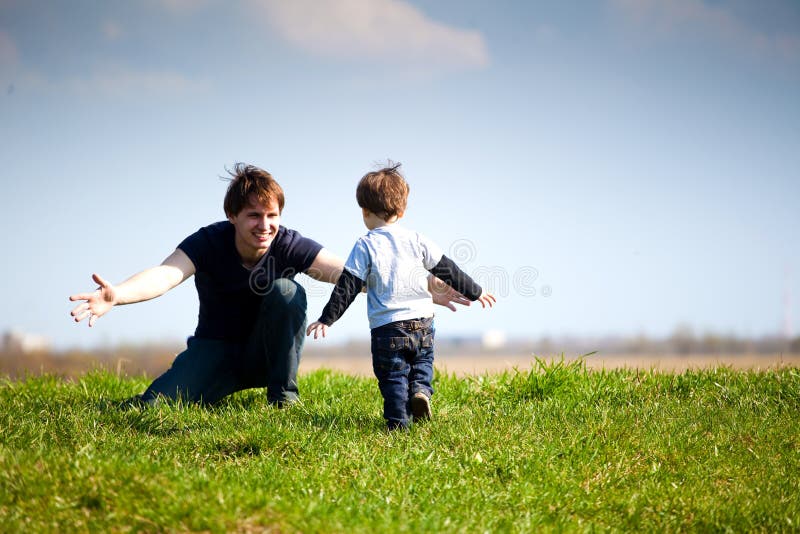 Papa et fils affectueux photos libres de droits Papa et fils affectueux photos libres de droits
