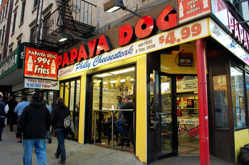 Papaya Dog editorial photo. Image of joint, snack, sandwich 23796466