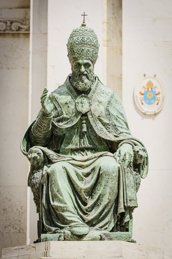 Pape Sixtus de statue V images libres de droits Pape Sixtus de statue V images libres de droits