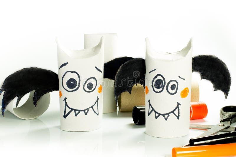 Paper bats for halloween