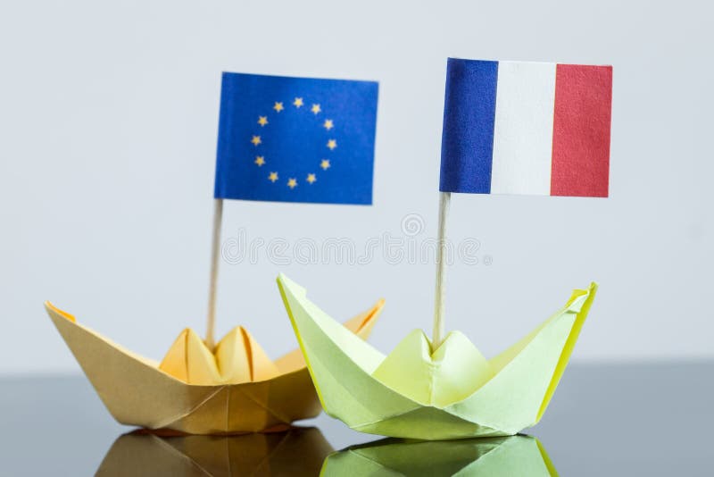 Paper ship with french and european flag