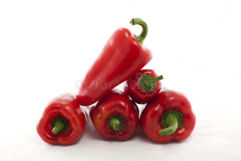 Paprika de cinco rojos imagen de archivo. Imagen de rojo 17516837