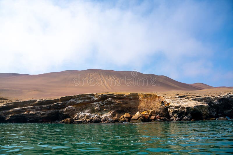 Paracas candelabra, διάσημος γεωγλύφος στη βόρεια ακτή της χερσονήσου paracas. στοκ φωτογραφία με δικαίωμα ελεύθερης χρήσης
