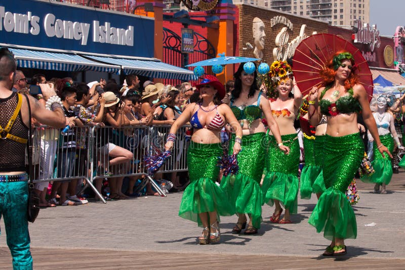 Desfile das Sereias de Coney Island imagens de stock royalty free