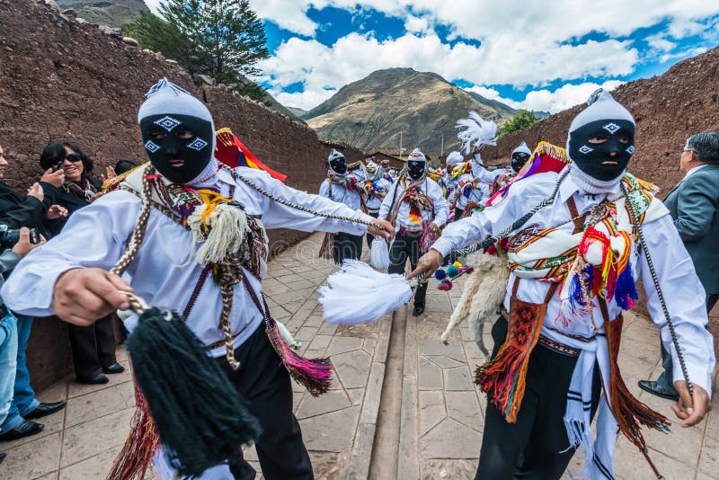 Parade peruanische Anden Pisac Peru Virgen Del Carmen lizenzfreie stockbilder Parade peruanische Anden Pisac Peru Virgen Del Carmen lizenzfreie stockbilder
