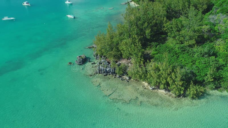 Bermudy je 21km z přírodní krása barevný ostrov kultura.