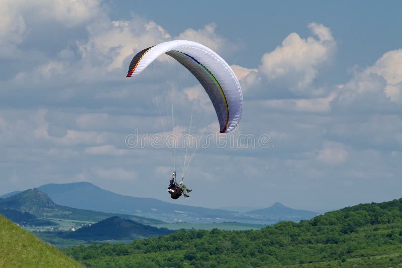 paragliding imagem de stock paragliding imagem de stock