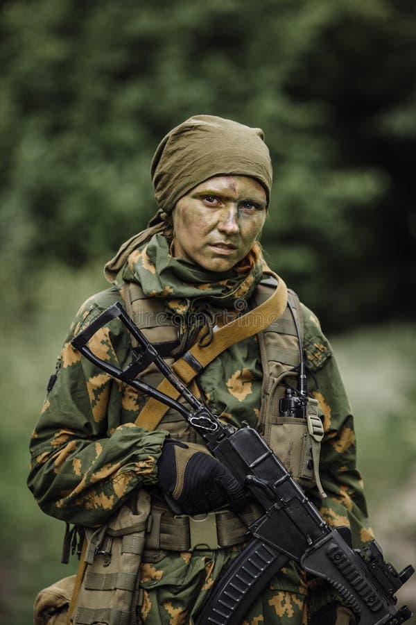 paratrooper-airborne-infantry-forest-russian-57103276.jpg