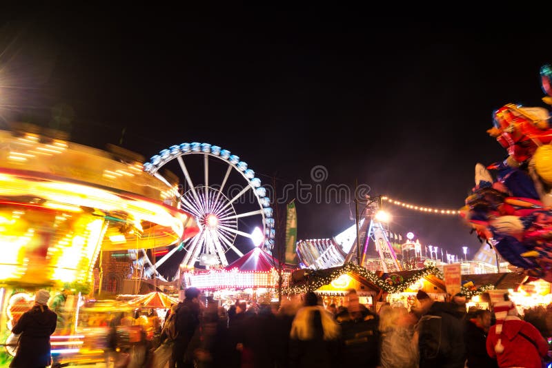 Parc d'attractions image stock Parc d'attractions image stock