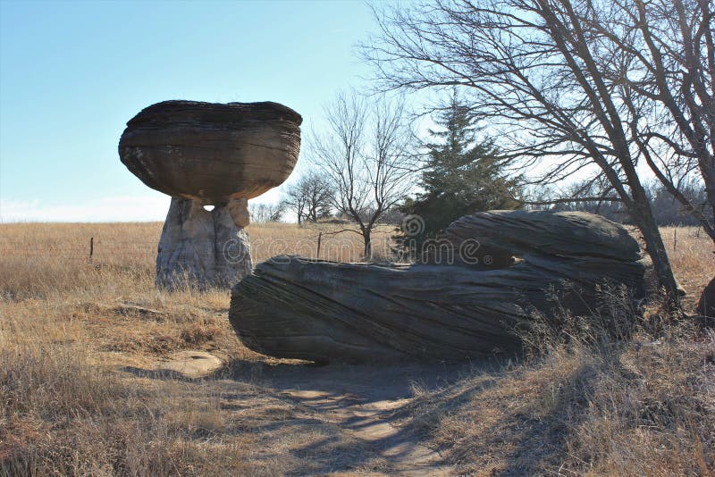 Parc d'état de roche de champignon le Kansas photo stock Parc d'état de roche de champignon le Kansas photo stock
