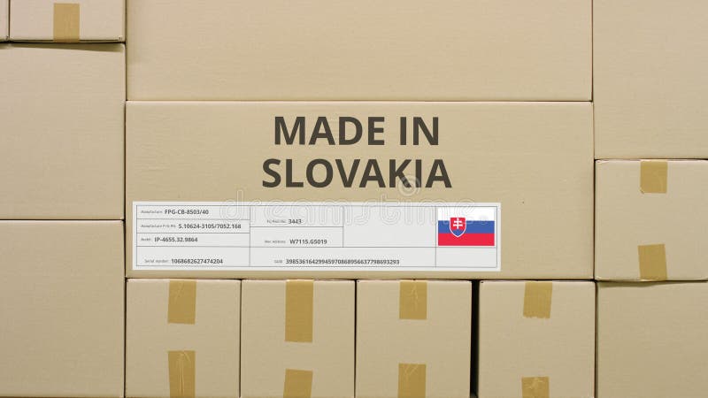 Balík s textom a vlajkou MADE IN SLOVAKIA, koncept výroby a dopravy