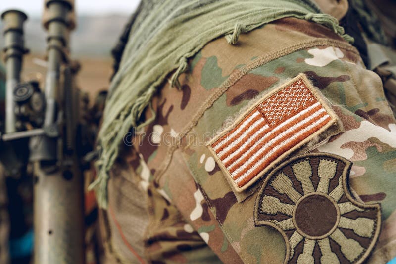 De La Bandera De Ee.uu. Sobre Uniforme Militar Soldado Americano Foto de archivo - Imagen objeto, camuflaje: 202153108