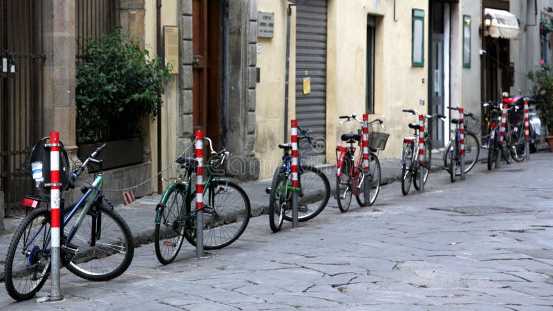 Parcheggio della città fotografie stock libere da diritti Parcheggio della città fotografie stock libere da diritti