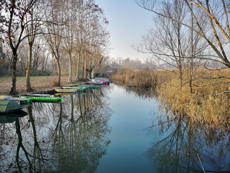 Parco del sul Mincio Mantova Lombardia Italia di Rivalta di mincio immagine stock libera da diritti Parco del sul Mincio Mantova Lombardia Italia di Rivalta di mincio immagine stock libera da diritti