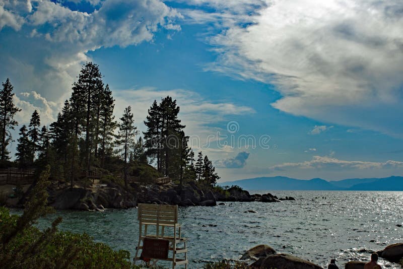 Parco della spiaggia del porto della sabbia al lago Tahoe fotografia stock Parco della spiaggia del porto della sabbia al lago Tahoe fotografia stock