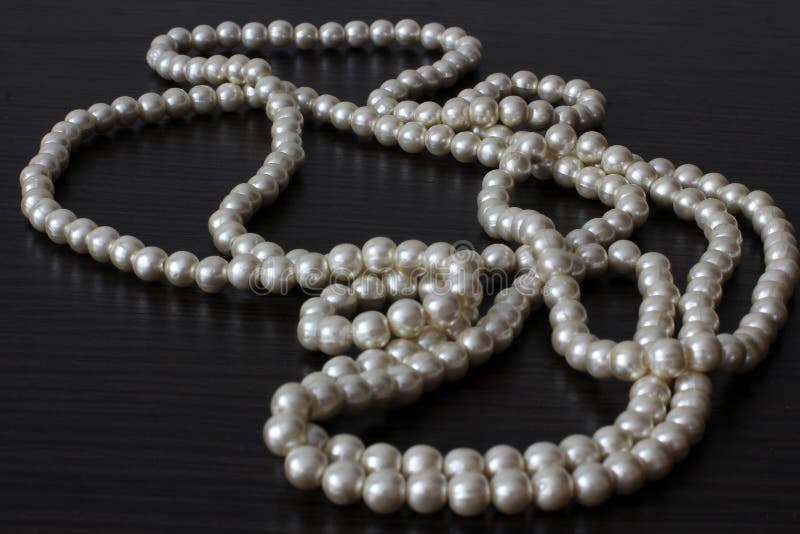 Parelparels juwelen Vrouwen` s juwelen Luxeparels stock afbeelding Parelparels juwelen Vrouwen` s juwelen Luxeparels stock afbeelding