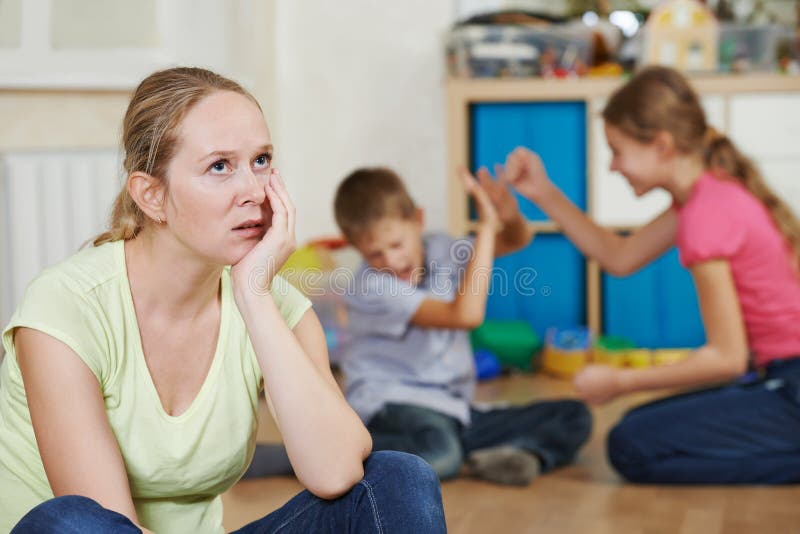 Parenting e problema da família imagens de stock royalty free