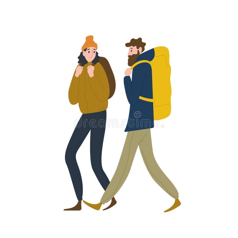 Pares de backpackers lindos que caminan junto Novio y novia que caminan o que hacen excursionismo en naturaleza Var?n y hembra