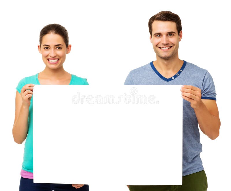 Pares felices que llevan a cabo el cartel imágenes de archivo libres de regalías Pares felices que llevan a cabo el cartel imágenes de archivo libres de regalías