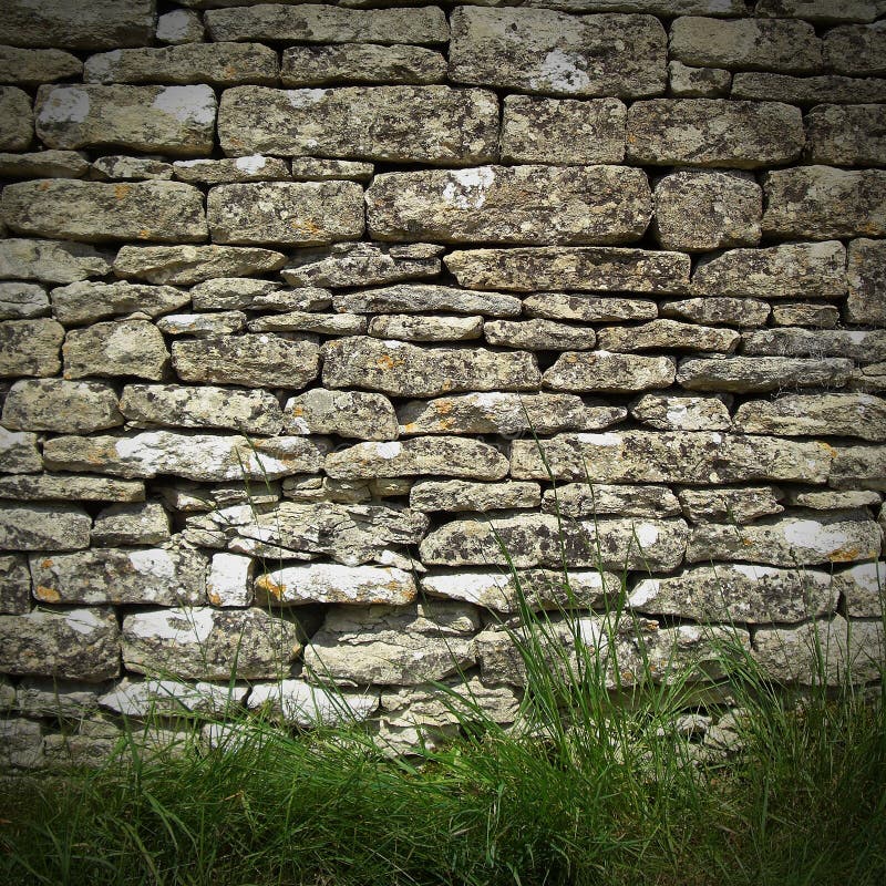 Parete di pietra asciutta fotografia stock libera da diritti Parete di pietra asciutta fotografia stock libera da diritti