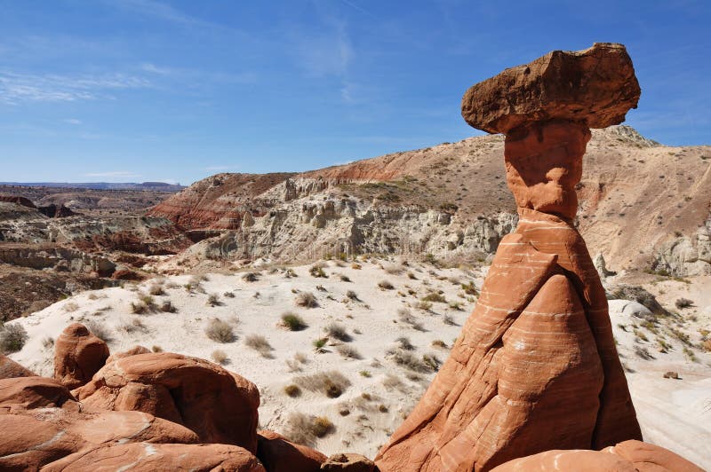 Paria Rimrocks κόκκινο Toadstool (Hoodoo) στοκ εικόνα με δικαίωμα ελεύθερης χρήσης Paria Rimrocks κόκκινο Toadstool (Hoodoo) στοκ εικόνα με δικαίωμα ελεύθερης χρήσης