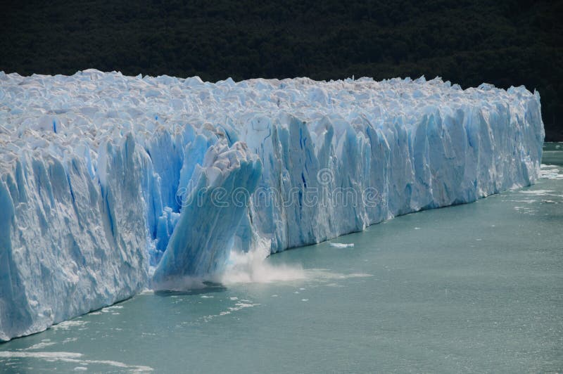 Parida del hielo en el Perito Moreno Glacier