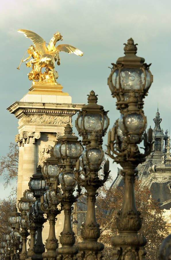 Modern arch in Paris editorial photography. Image of paris - 8225447