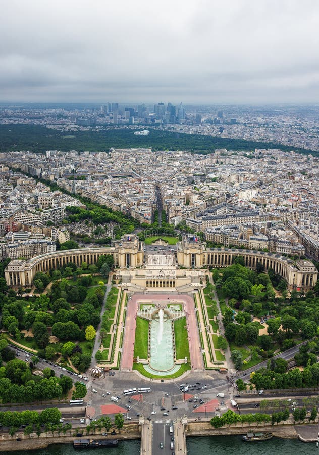 Арка фридом. Париж вид с воздуха.