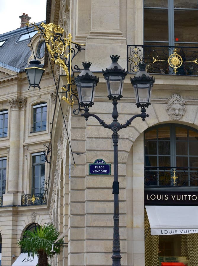 Louis vuitton place vendome hi-res stock photography and images - Alamy