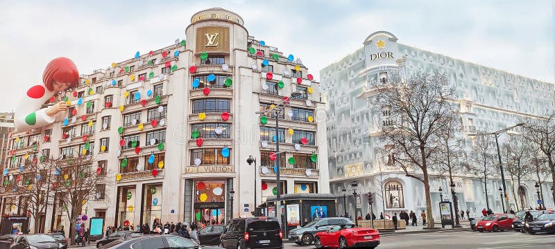 PARIS - SEPTEMBER 24: Facade Of Louis Vuitton Flagship Store Along Champs  Elysees, Taken On September 24, 2014 In Paris, France Stock Photo, Picture  and Royalty Free Image. Image 35660515.