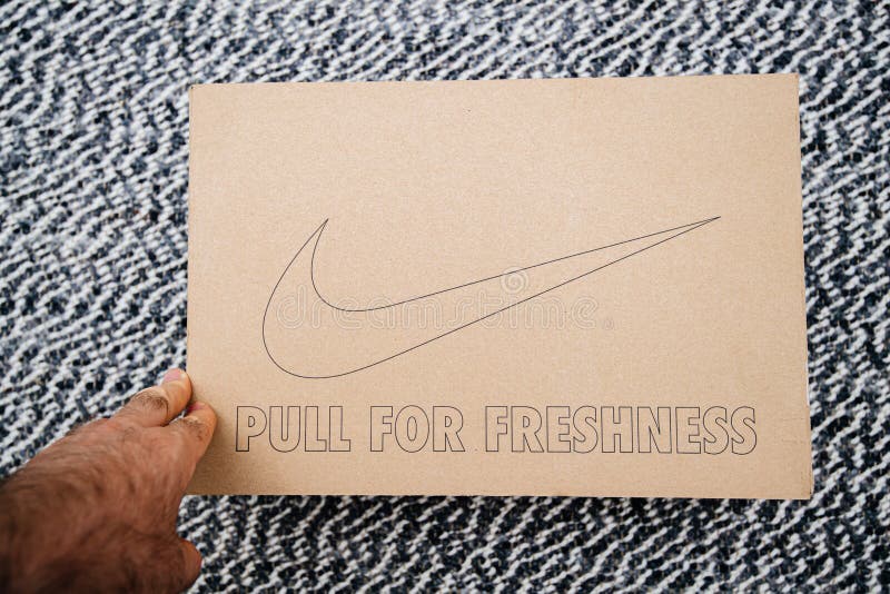 investering rustig aan pariteit Pull for Freshness and Logotype of Nike on Wooden Floor Editorial Stock  Photo - Image of clothing, fashion: 153511778